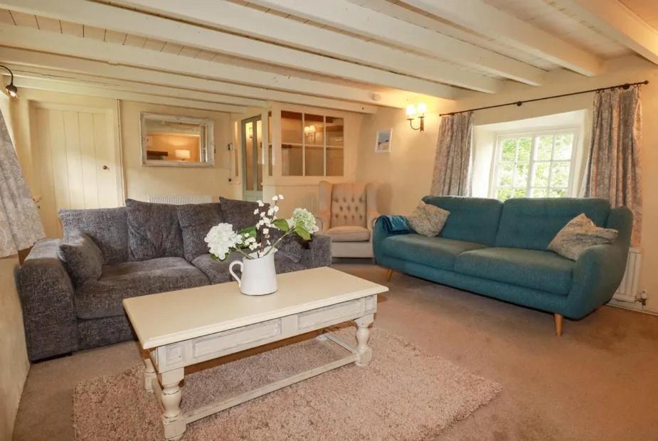 Meadowside Cottage, Characterful Grade 2 Listed Cottage Near To Wadebridge And Padstow Exteriér fotografie